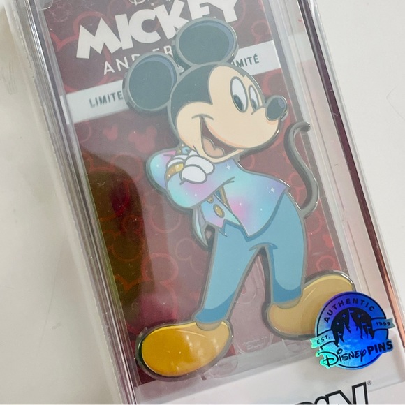 NEW! Disney World 50th FigPin - Mickey Mouse - Picture 2 of 4
